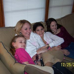 Meet your Posher, Candi